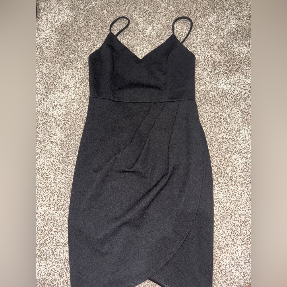 Lulu's Black Pleated Asymmetrical Midi Dress